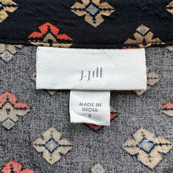 J JILL | NWOT NAVY BLUE COLLARLESS PLEATED TOP GOLD TRIM DETAIL SPLIT NECK SMALL - Picture 10 of 11